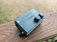 Load image into Gallery viewer, FX-4CR Magnetic Protective Cover